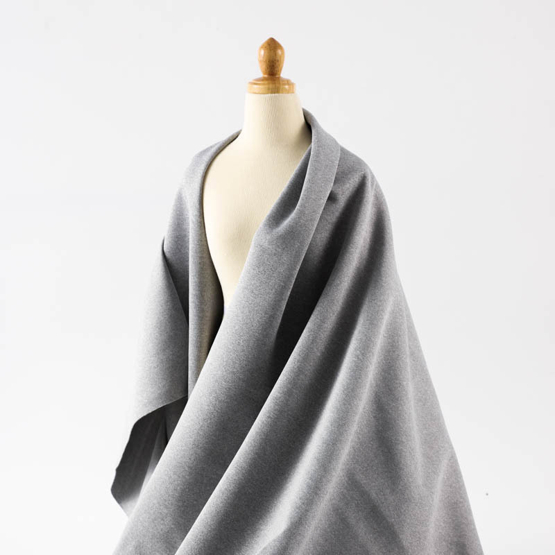 Uniforme escolar para estudiantes de tela de seda Hannan compuesto a cuadros 50D, mismo estilo