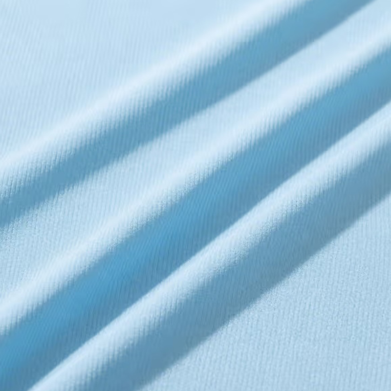 Tela de protección solar lisa de seda helada.